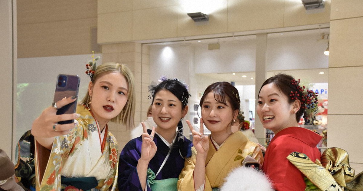 式縮小でも再会に笑顔 成人の日 香川 毎日新聞