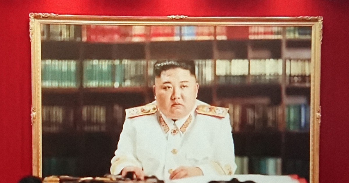 金正恩氏が解いた封印 総書記就任で披露した「元帥服」と米国挑発の