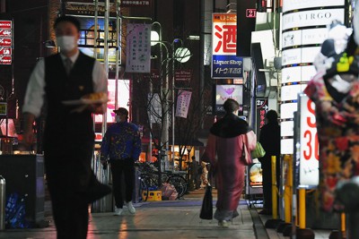 福岡に出す必要があるのか 当然だ 要請なき緊急事態に戸惑い 毎日新聞