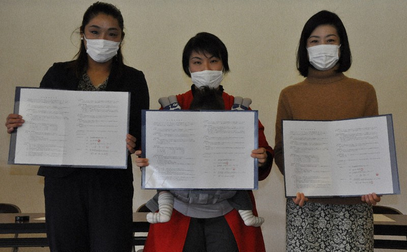 協力隊員が 夢 継承 弥平とうがらし の加工販売 伝統野菜 広い世界へ 滋賀 毎日新聞