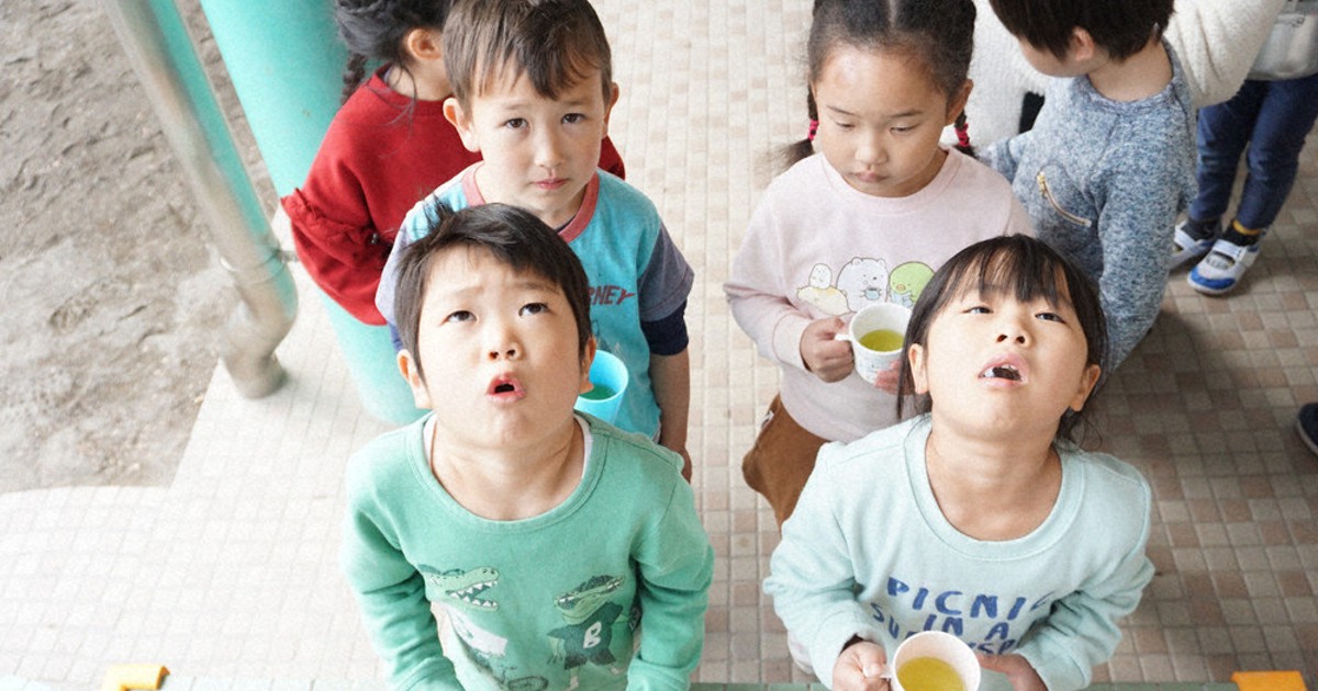 狭山茶パウダー うがいにも 埼玉 入間市茶業協会が無料配布 毎日新聞