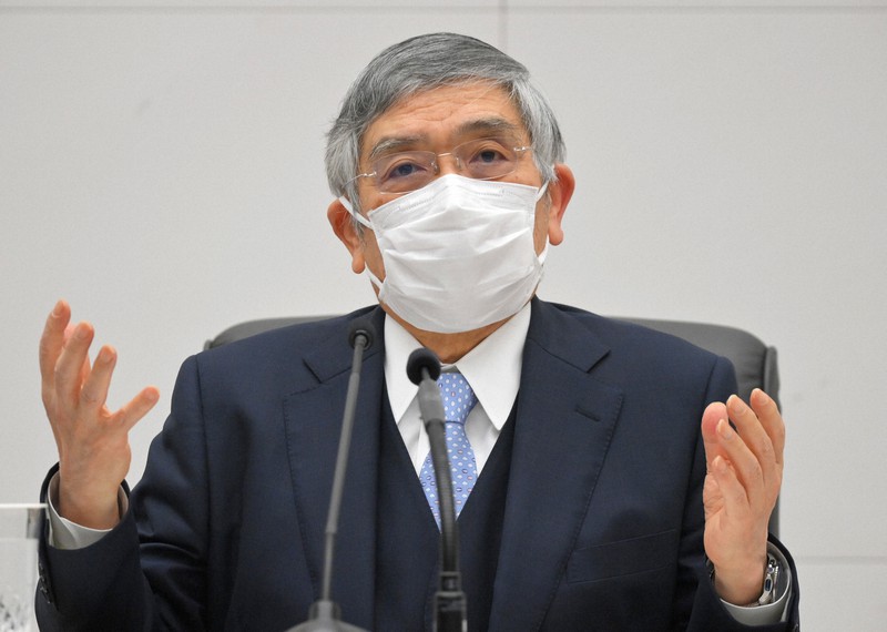 金融政策決定会合を終えて、記者会見に臨む日銀の黒田東彦総裁=東京都中央区で2021年1月21日午後3時50分、手塚耕一郎撮影