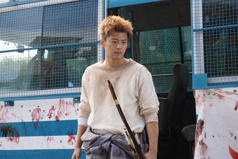 視聴室 君と世界が終わる日に 毎日新聞