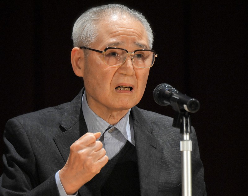 記者会見でこれまでの活動について語る中核派の清水丈夫議長=東京都千代田区の日比谷図書文化館で2021年1月27日午前10時38分、手塚耕一郎撮影
