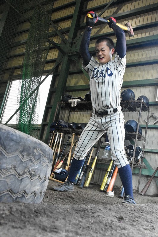 敦賀気比高出身プロ野球選手直筆サイン(吉田正尚選手や西川龍馬選手など)