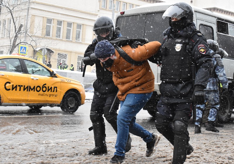 ロシアで2週連続の抗議活動 2200人以上拘束 反体制派指導者の釈放要求