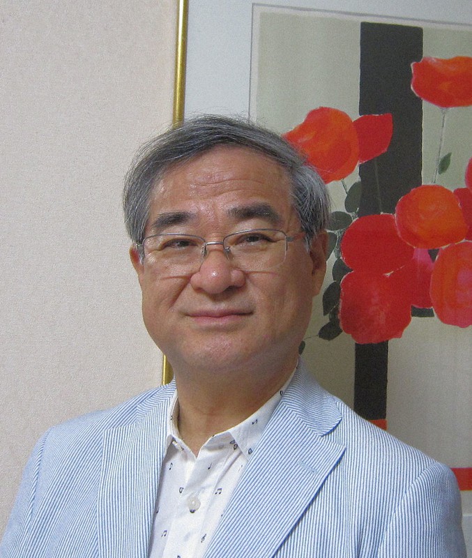 尾崎正峰・一橋大教授=本人提供