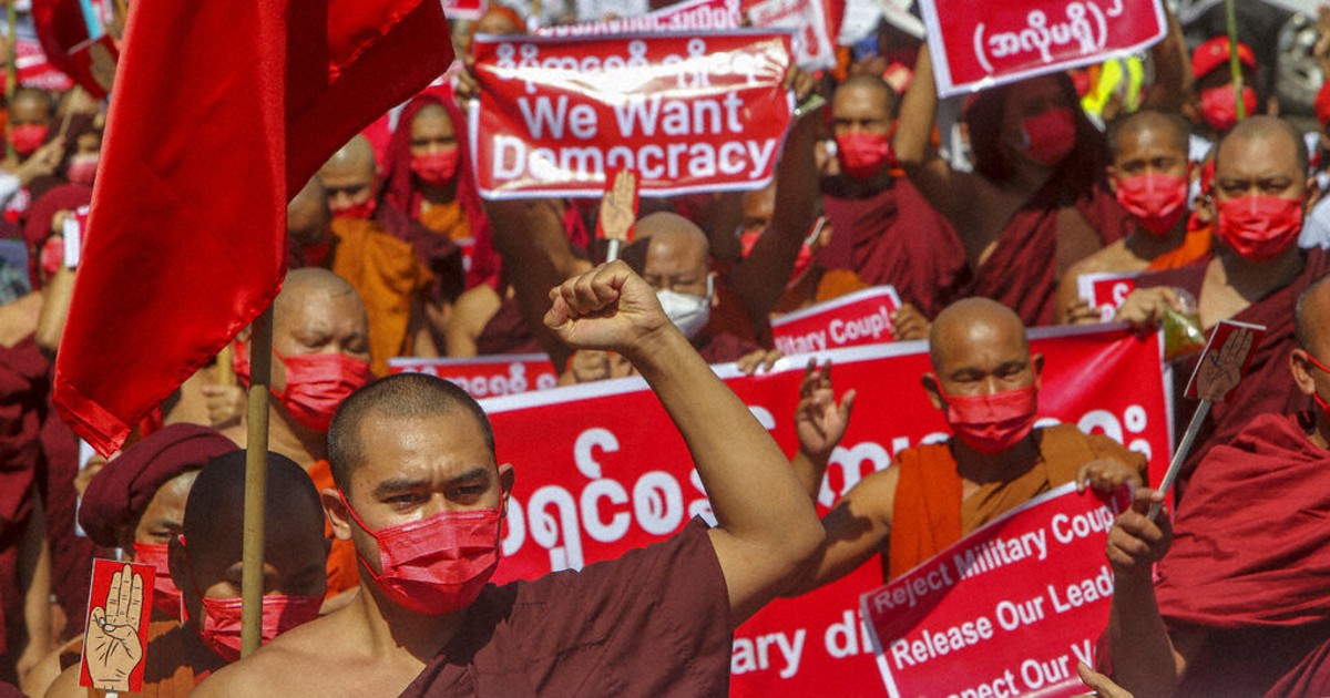 Myanmar Protesters Back On Streets Despite Police Violence The Mainichi Myanmar Protesters Back On Streets Despite Police Violence The Mainichi