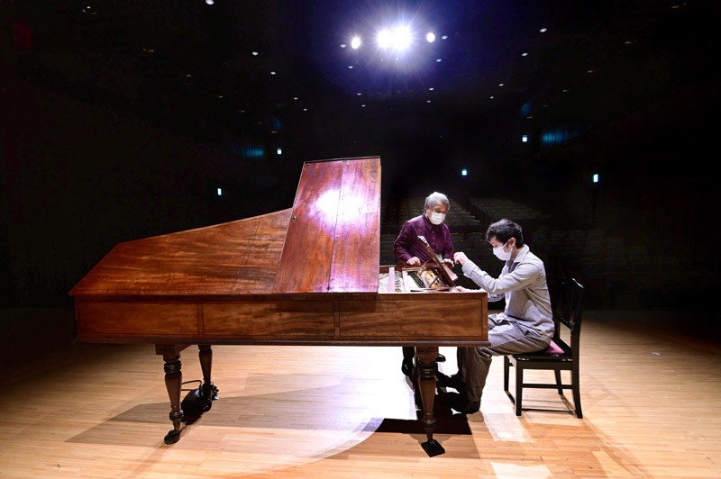View＋：時代超え、よみがえる音色 歴史的ピアノ修復家・山本宣夫
