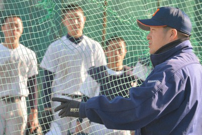 第93回選抜高校野球 東播磨 責任感養うチューリップ 一人一鉢