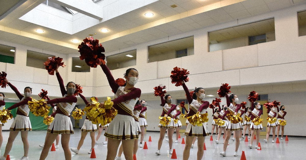 チアリーディング