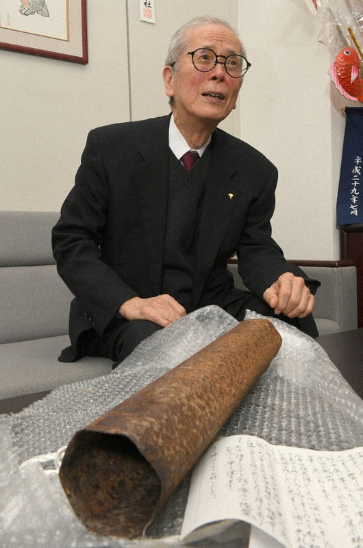 焼夷弾の贈り主は誰 福岡大空襲時期 悲しい遺品 漫画家 長谷川法世さん 会って話を 毎日新聞