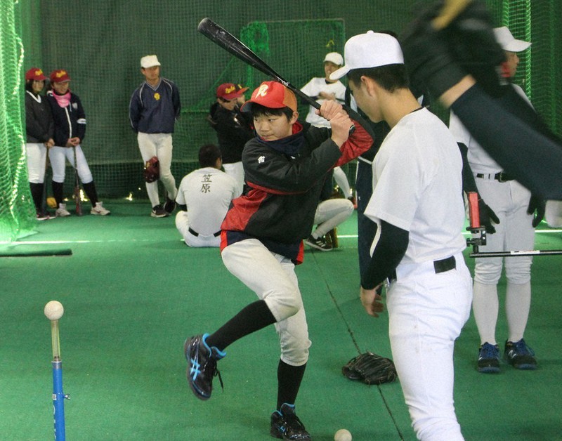 地元の支えに恩返し 鳥取城北、小学生向け野球教室 ／鳥取