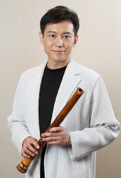 デビュー20周年で記念盤、尺八・藤原道山 伝統、新風のハイブリッド