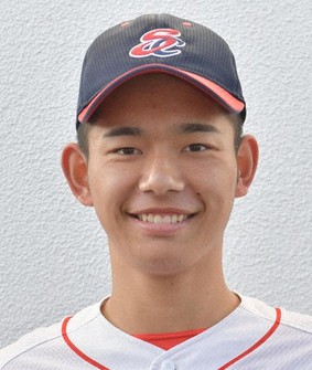 桑原貫太選手(2年)=松山市で、平川義之撮影