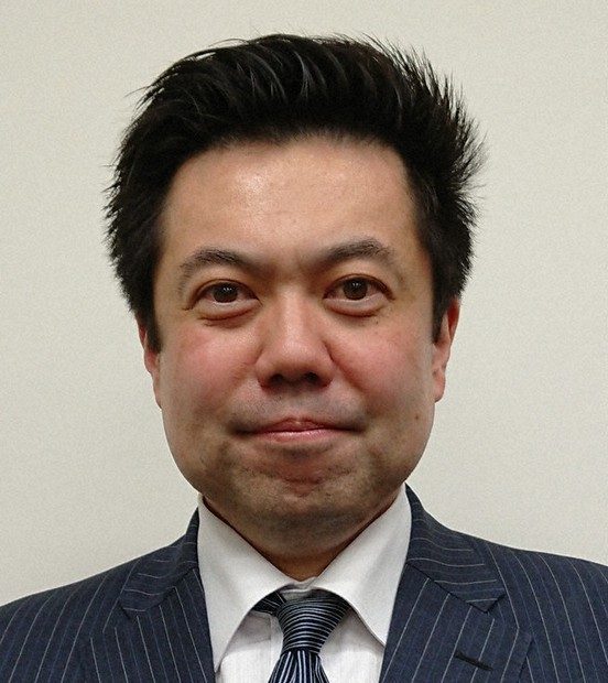 藤井学氏