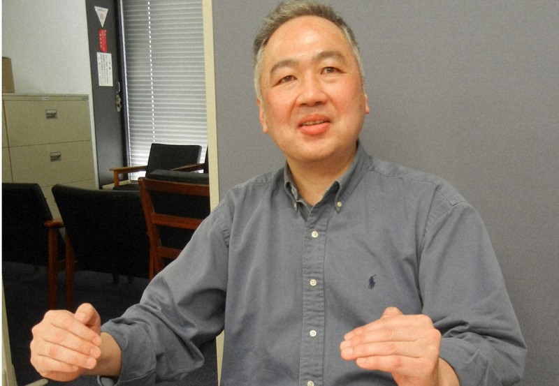 「五輪をやってる場合とちゃうやろ」と話す立川雲水さん=東京都千代田区で2021年2月12日正午、大野友嘉子撮影