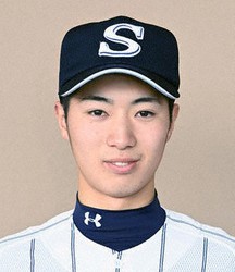 池永真咲斗選手(1年)=広島県三次市のみよし運動公園野球場で、猪飼健史撮影