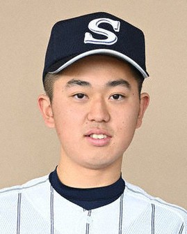 奥野谷栄須選手(1年)=広島県三次市のみよし運動公園野球場で、猪飼健史撮影