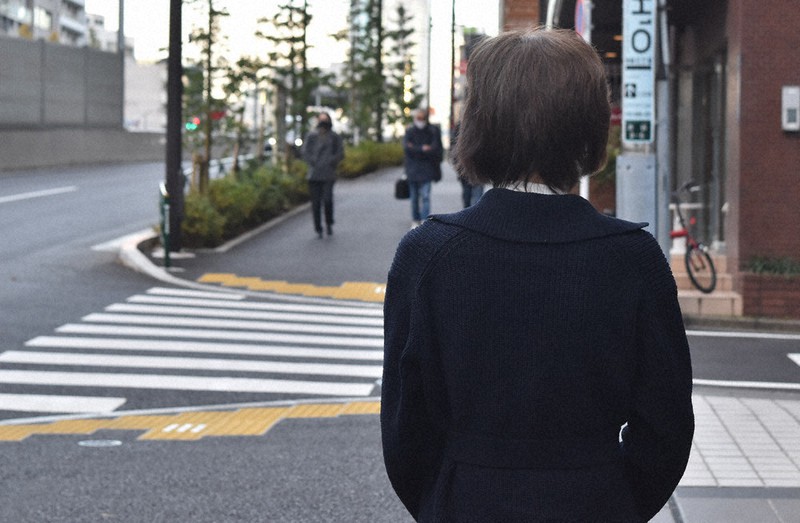 ひきこもりの弟と母のケアに追われ、「1人でやらなければならないと思っていました」と振り返る女性=東京都渋谷区で2020年12月16日午後4時6分、待鳥航志撮影