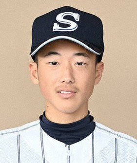 齋木皇大選手(1年)=広島県三次市のみよし運動公園野球場で、猪飼健史撮影