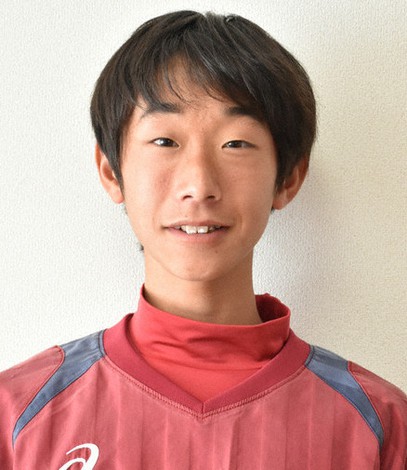 ガンバレ 明徳義塾 明徳義塾高サッカー部員 宮脇睦さん １７ 高知 毎日新聞