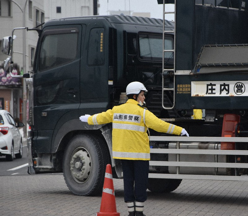 東日本大震災 発生１０年 寒河江署が震災訓練 指揮所開設や手信号 山形 毎日新聞