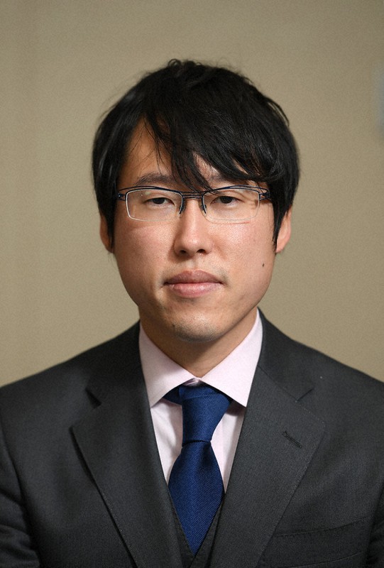 井山裕太棋聖
