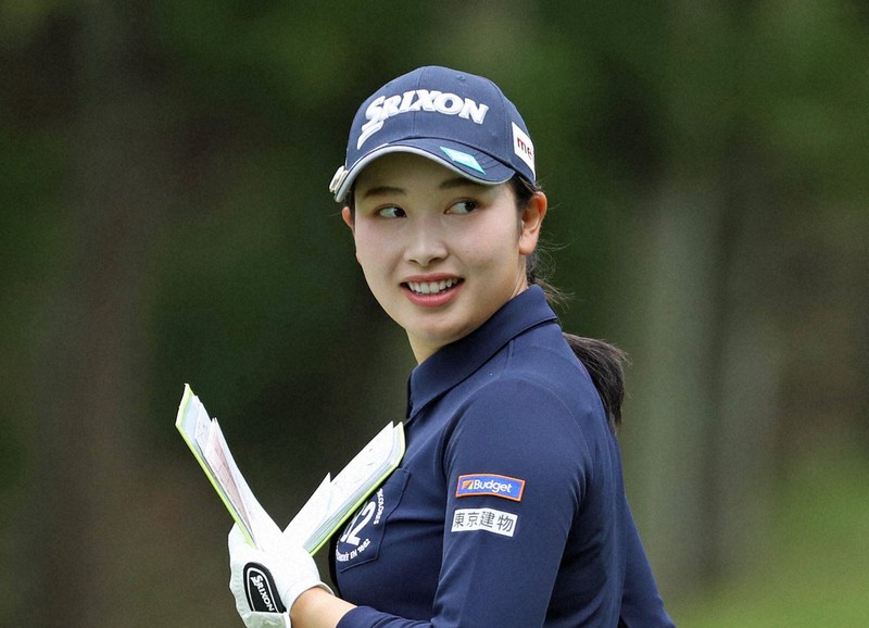 小祝さくら、逆転優勝 ゴルフ女子ツアー3勝目 渋野は13位 | 毎日新聞
