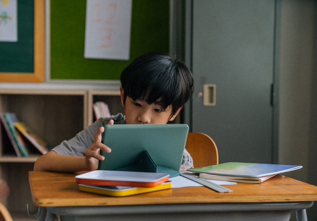 単純にはいかない 学校の勉強 子どもは3密で育つ コロナ時代の学校から 岡崎勝 毎日新聞 医療プレミア