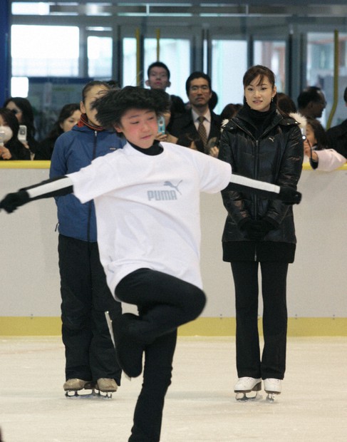 16歳で被災した羽生結弦 滑る「罪悪感」を超えて伝えてきたもの | 毎日新聞