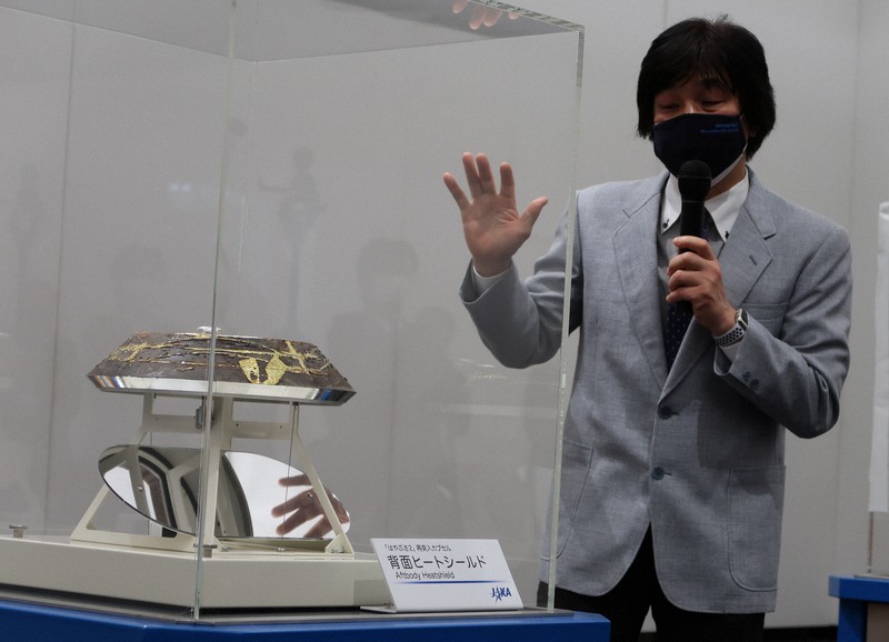 はやぶさ2が届けたカプセル初公開 27日からは国立科学博物館で | 毎日新聞
