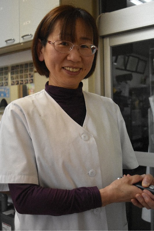 「子どもたちが、おいしいと言ってくれる給食を作りたい」と話す辰巳さん=宇陀市立学校給食センターで2021年3月5日午後2時39分、廣瀬晃子撮影