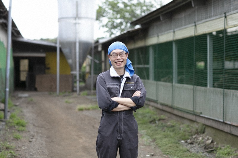 「みやじ豚」の宮治勇輔さん=本人提供