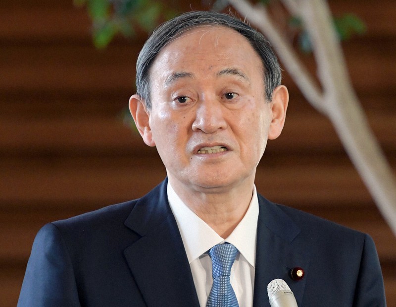 政権発足から半年を迎え、記者団の質問に答える菅義偉首相=首相官邸で2021年3月16日午前10時53分、竹内幹撮影
