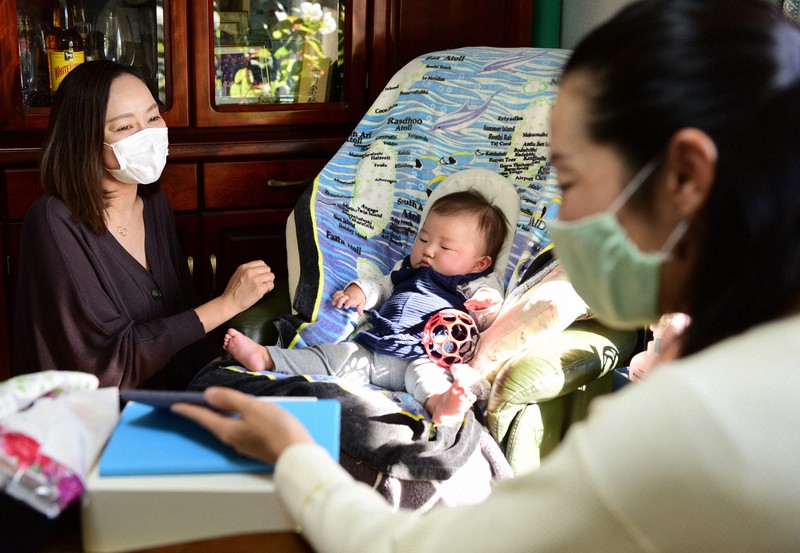 成人発症の脊髄性筋萎縮症の治療法は何ですか?