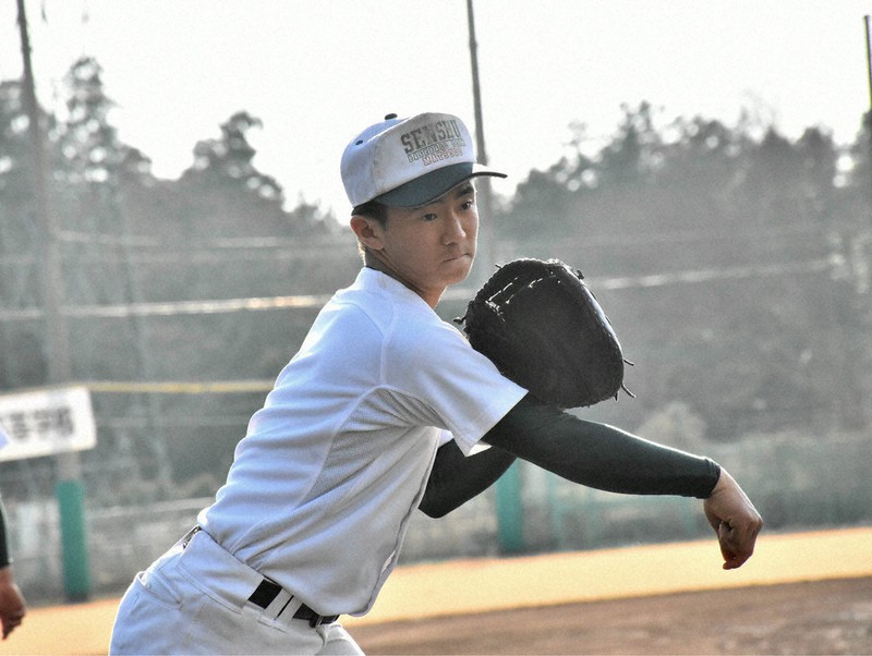 挑戦の春 ２１センバツ専大松戸 第５部 選手紹介 ８ 千葉 毎日新聞