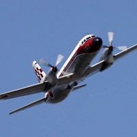 空自のYS11初号機、ラストフライト 64年東京五輪で聖火を輸送 [写真