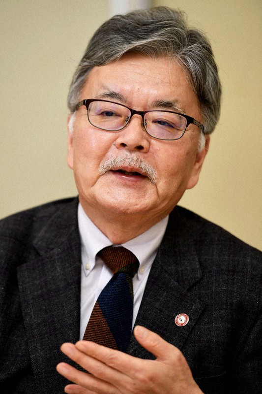 与良正男専門編集委員=藤井太郎撮影