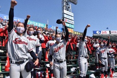 敦賀気比・本田克 背番号5、公式戦初登板で輝き 選抜高校野球 | 毎日新聞