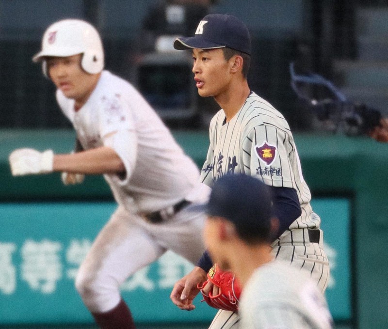 上下セットアップ 第94回選抜高校野球記念ウェア 敦賀気比 1回戦は延長6試合 大会最多に迫る接戦続くワケ 選抜高校野球 | 毎日新聞