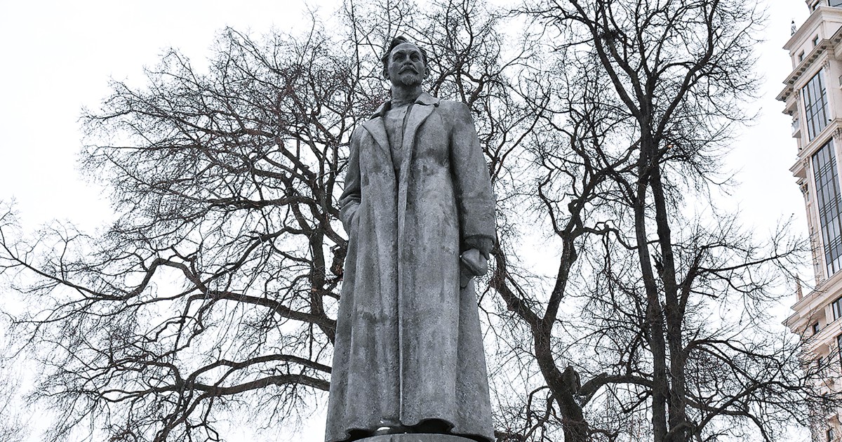 ワールドウオッチ：ロシア 秘密警察創設者の銅像再建に物議＝前谷宏