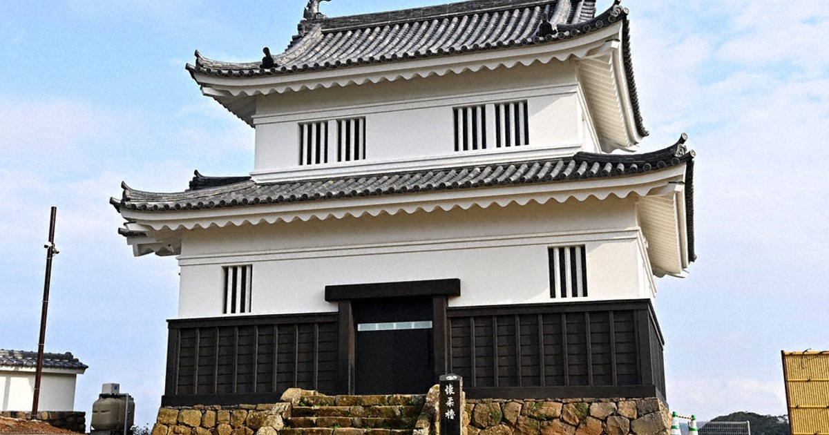 江戸時代にタイムスリップ 平戸で城泊じゃ 地元シンボル、豪華ホテルに