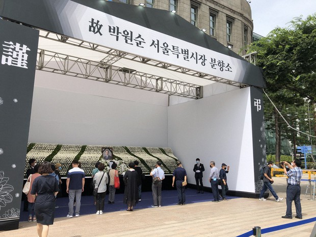 50代以上の女性たちへ 韓国の Metoo が求めるもの 韓流パラダイム 堀山明子 毎日新聞 政治プレミア 50代以上の女性たちへ 韓国の Metoo が求めるもの 韓流パラダイム 堀山明子 毎日新聞 政治プレミア