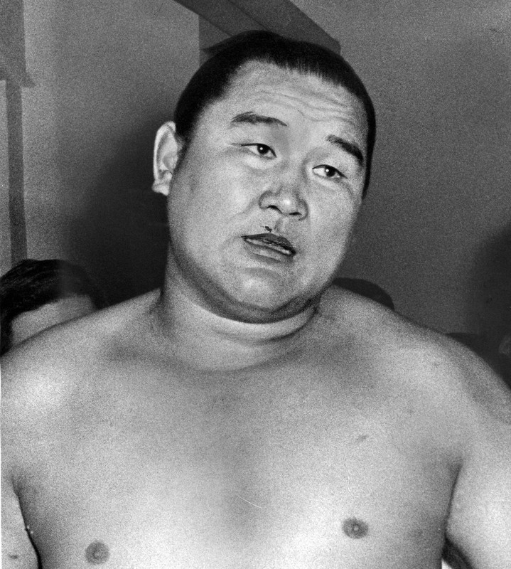 【直筆サイン】前の山　高田川　故人 元大関・前の山死去 76歳 高田川部屋を創設、相撲協会理事 | 毎日新聞