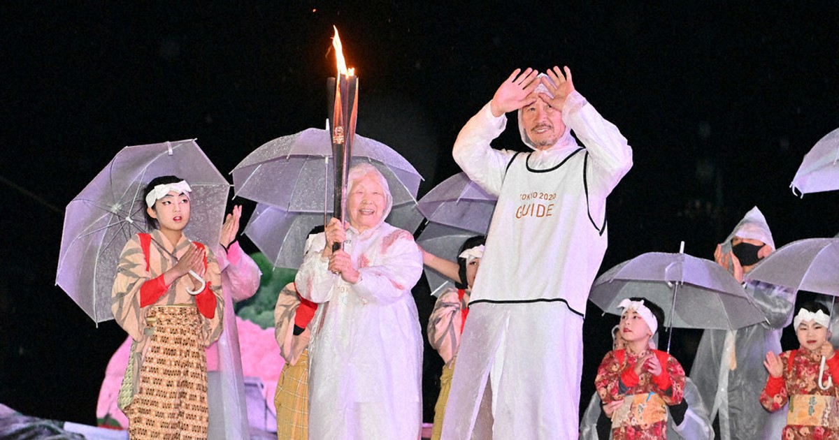 104歳の聖火ランナー 毎日1000歩、念願の200m完走 | 毎日新聞