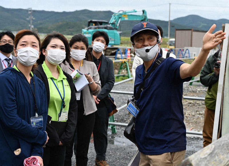 東日本大震災 釜石の奇跡 と 大川小の悲劇 葛藤と苦悩 分かち合う 遺族ら現地訪問し交流 宮城 毎日新聞