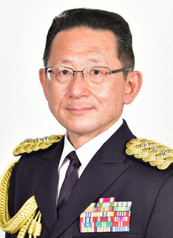 陸自第10師団長、中野陸将が就任 守山で着任式 ／愛知 | 毎日新聞