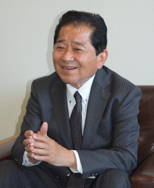 磯永優二氏
