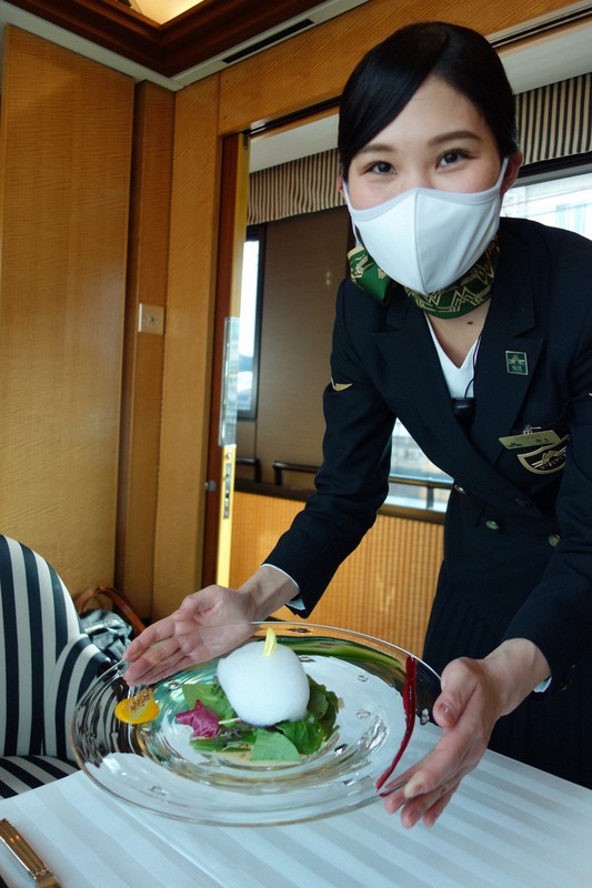 新品未使用★ 佐藤苔助　備前焼　皿　プレート　トワイライトエクスプレス瑞風 佐藤苔助 備前焼 皿 プレート トワイライトエクスプレス瑞風 2025年